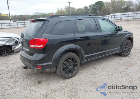 2014 Dodge Journey Sxt z USA, uszkodzony, nr VIN 3C4PDCBG1ET208817